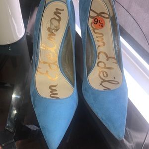Sam Edelman blue suede pumps